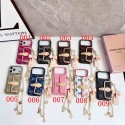 レディースVuitton アイホン18pro 18pro Max ケースカバー 上品ルイヴィトンLV iphone18 plus 17 16 17pro Max 17E ケースカジュアル アイホン18air 18PROケースクラシック総柄 カード収納スマホカバー メタルバックル チャームチェーン付き