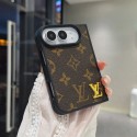 ルイヴィトン iPhone Duo 専用ケース 折畳みタイプ カメラレンズ保護 全面衝撃吸収LV アイフォン デュオ ケース 薄型スリム 手首ストラップ付き メンズレディース共用