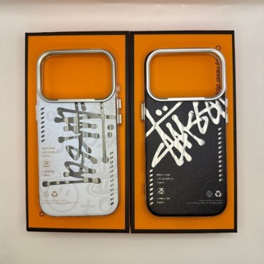 ステューシー Iphone18 Plus...