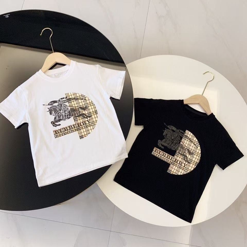 Burberryバーバリー 子供用半袖 Tシャツ子供の肌にやさしい高品質の生地を使用しています