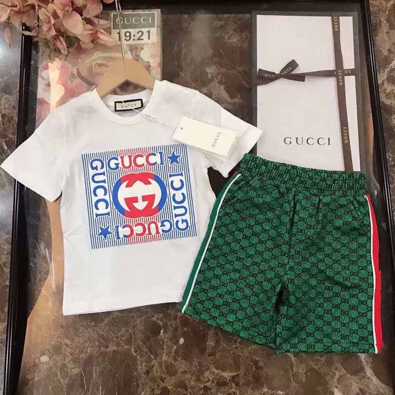 グッチGUCCI 子供用春夏にぴったりなグッチのキッズ半袖セット プレミアム半袖セット