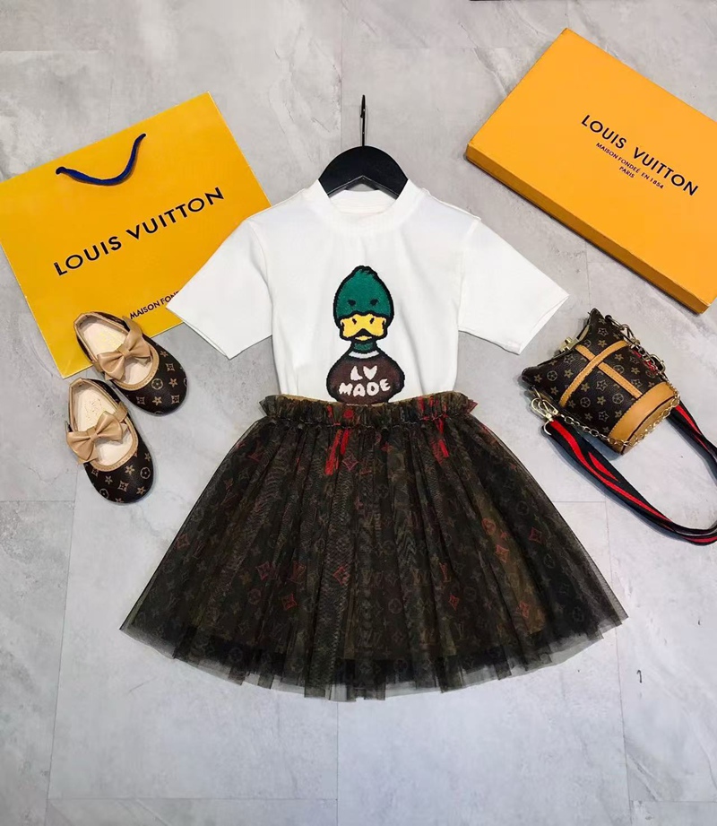 LV子供服ルイヴィトン女の子用 夏のファッションセット ブランド柄