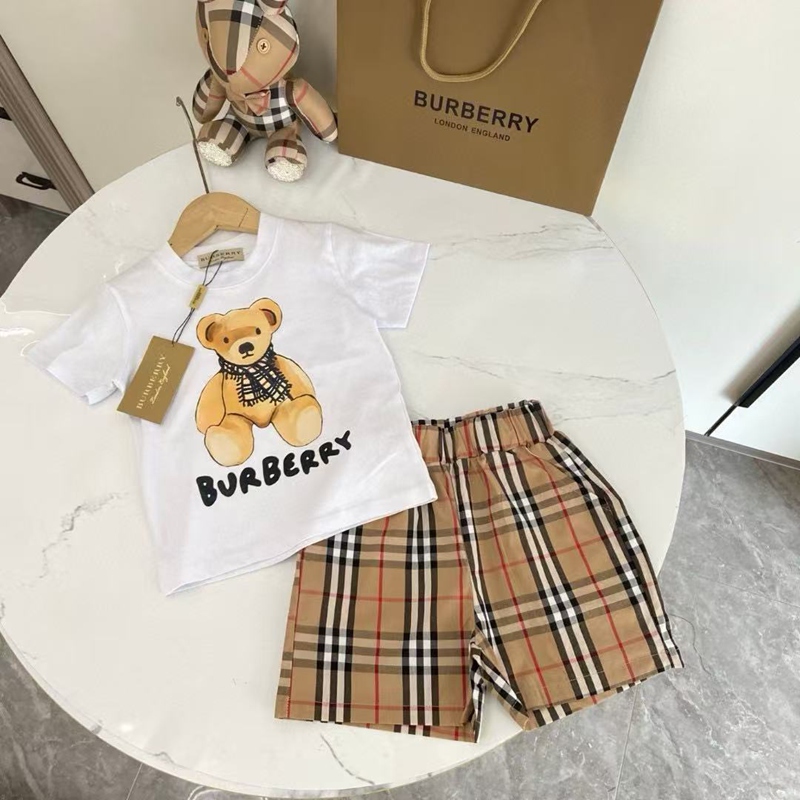 Burberry 子供用コーデ テディベア T シャツ + チェックショート 可愛ら