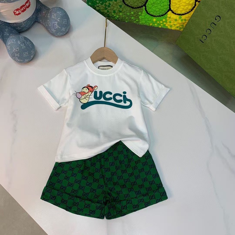GUCCI男の子 女の子 グッチTシャツユニセックスブランドコピー服子供服 ベビー服