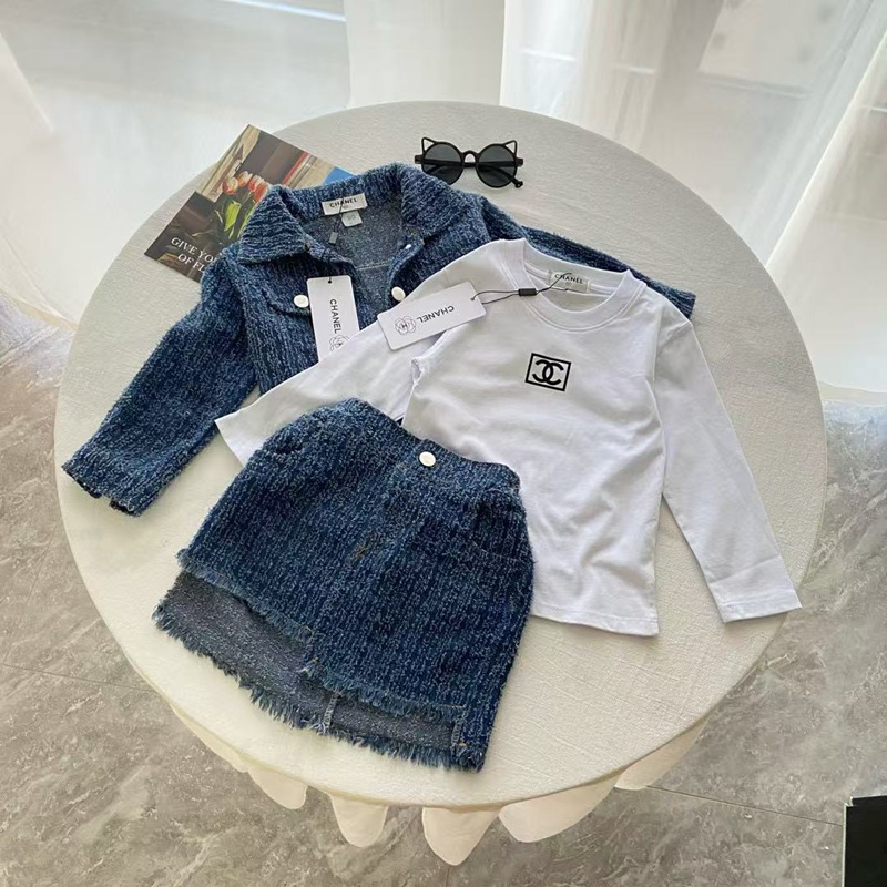 シャネル 子供服chanelキッズ 秋冬 