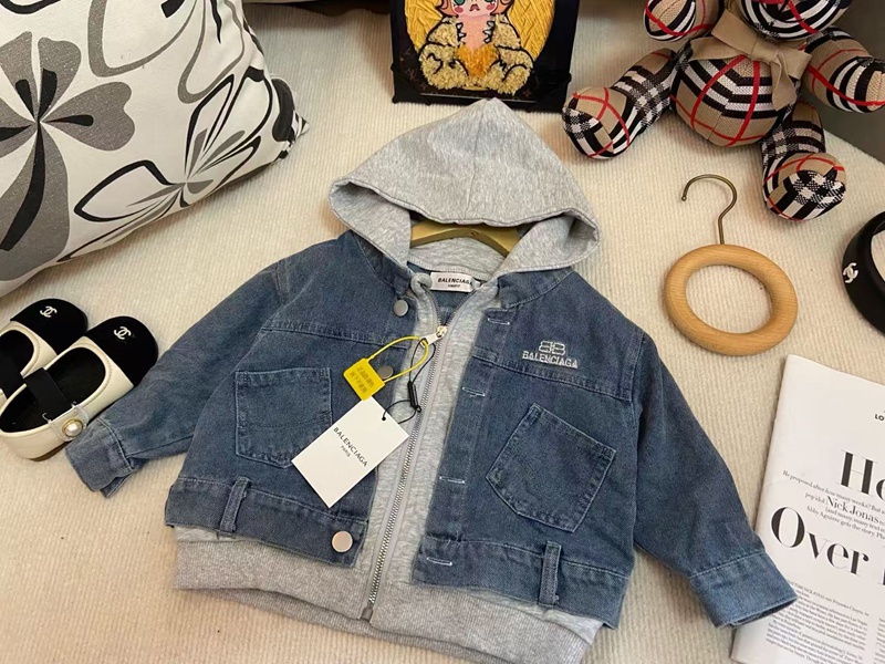バレンシアガBalenciaga 子供服ブランド韓国風