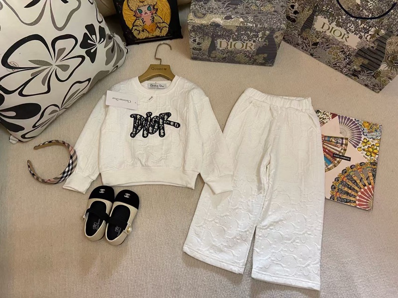 激安ディオールキッズ服ハイブランド韓国風