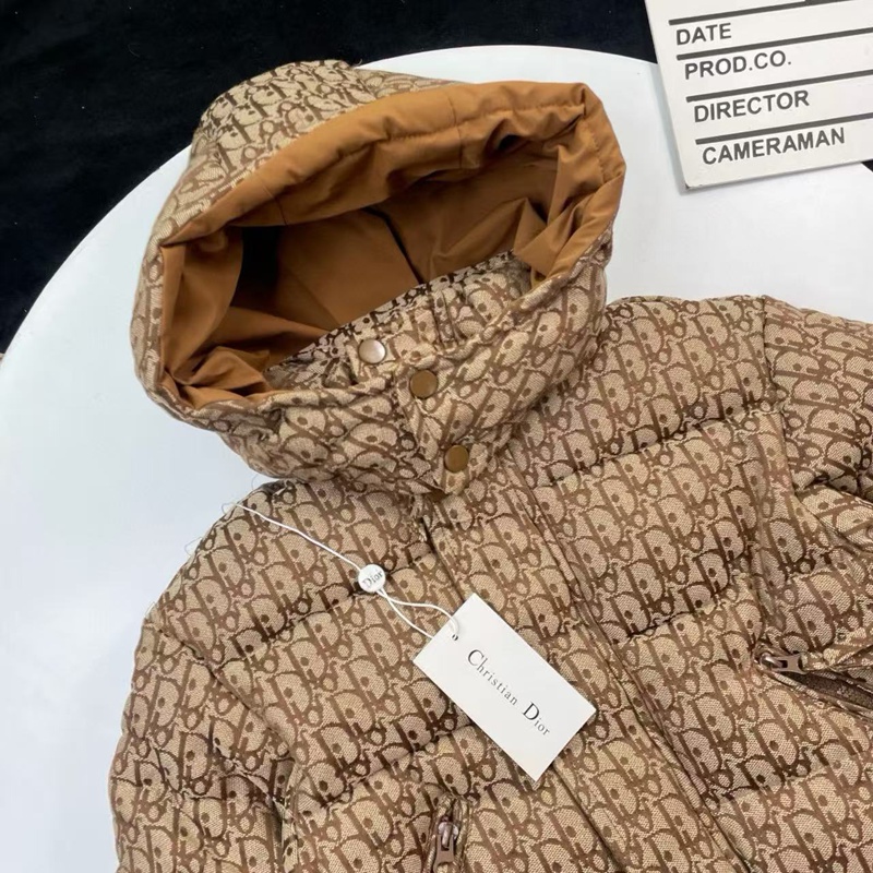 ディオール 子供服秋冬ハイブランド可愛い