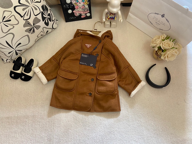 激安プラダ子供服秋冬子供キッズ服