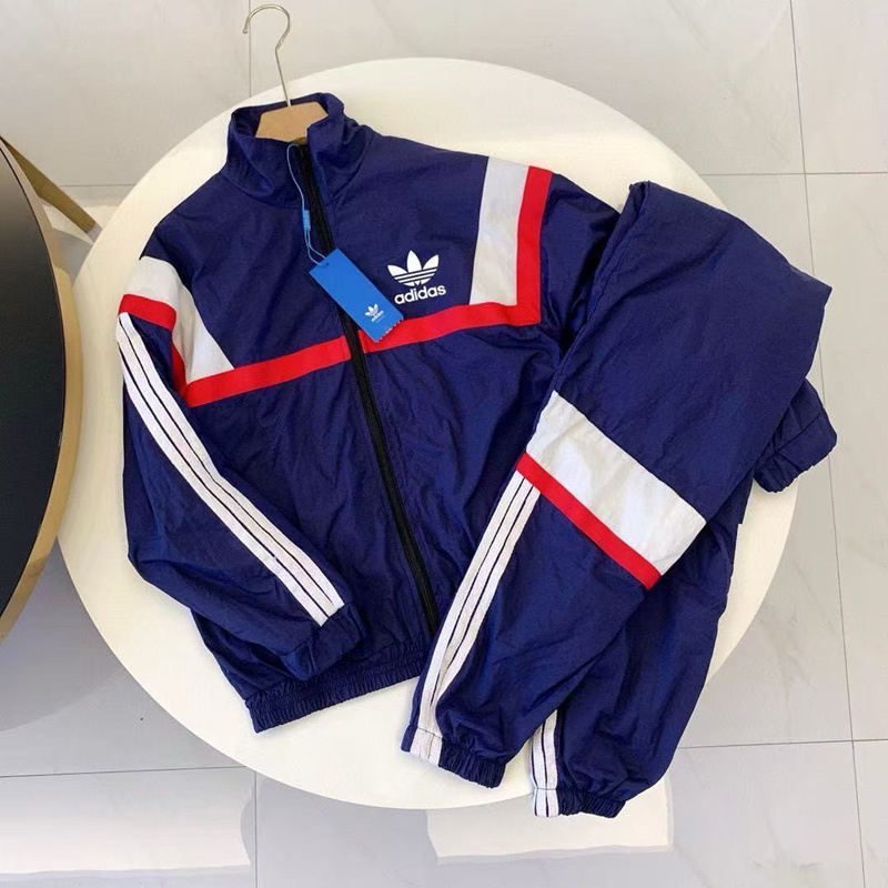 アディダス子供服セットアップ激安