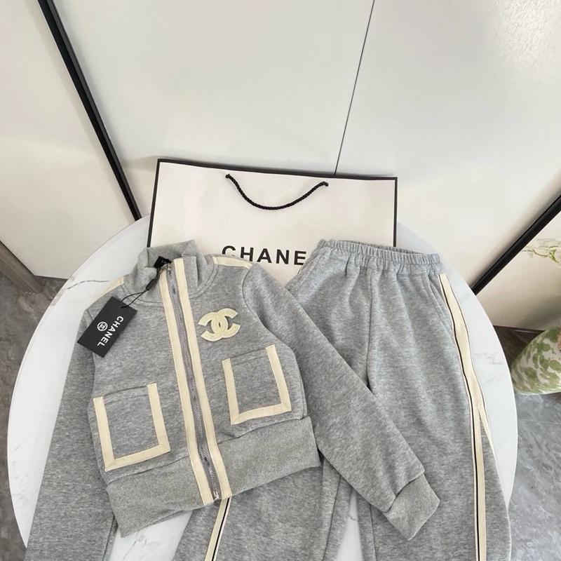 シャネル子供服キッズセットアップCHANEL