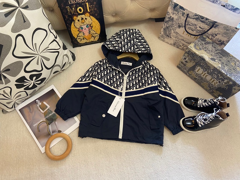 ハイブランドディオールDior子供服可愛い