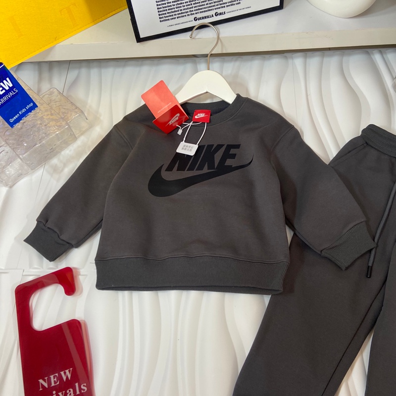 ナイキ風キッズ服 コピーNike子供セットアップ