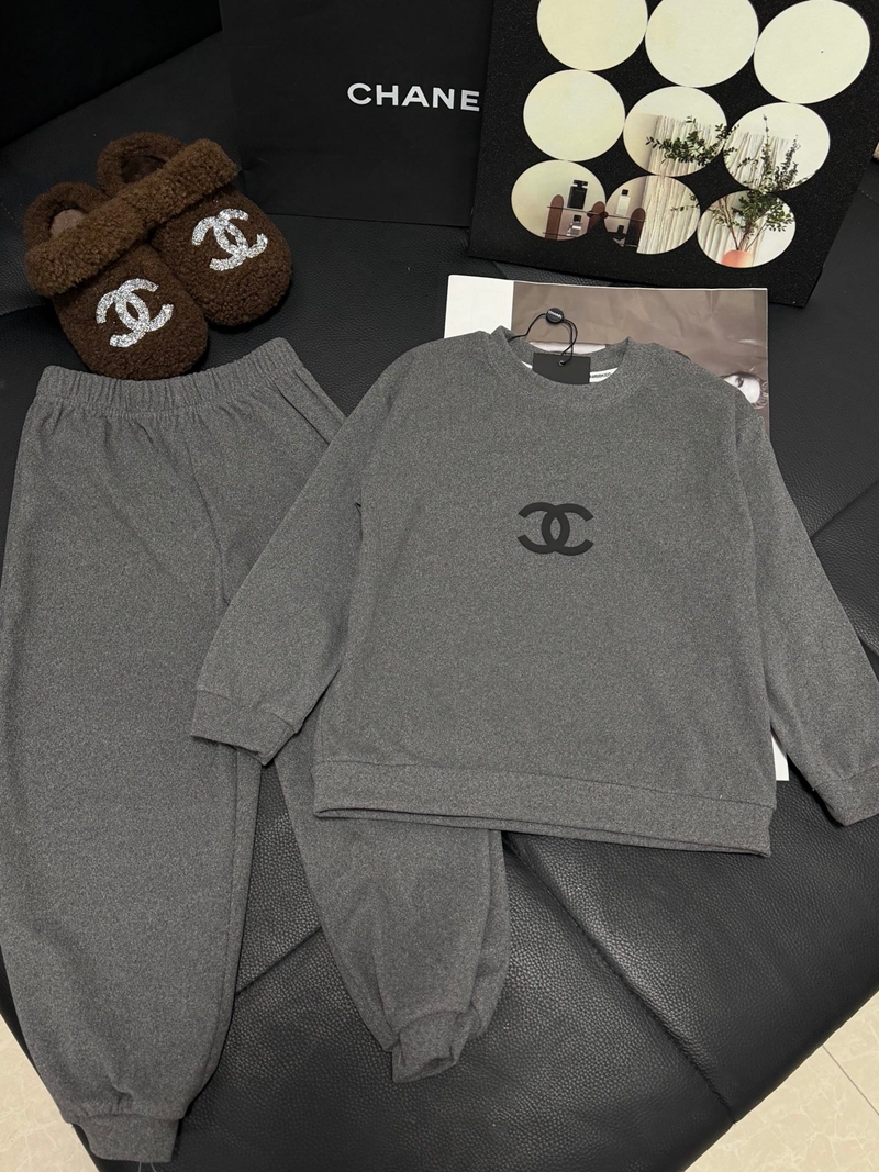 CHANEL子供セットアップハイブランド子供服