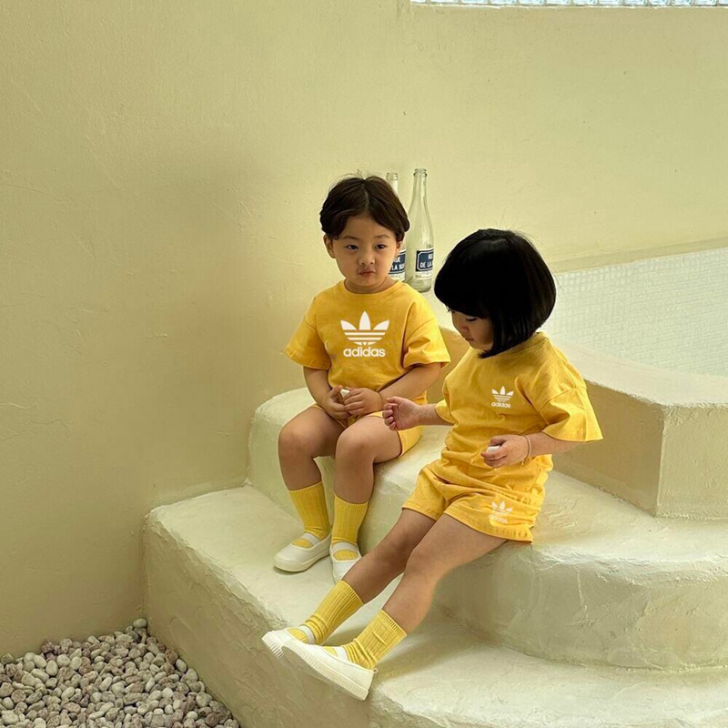 アディダス風 半袖ショーツ 2 点セット