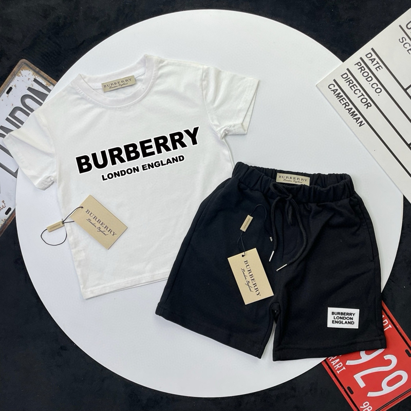夏 BURBERRY 子供服ロゴキッズ半袖 T シャツ＋ショーツセットアップ ブラック