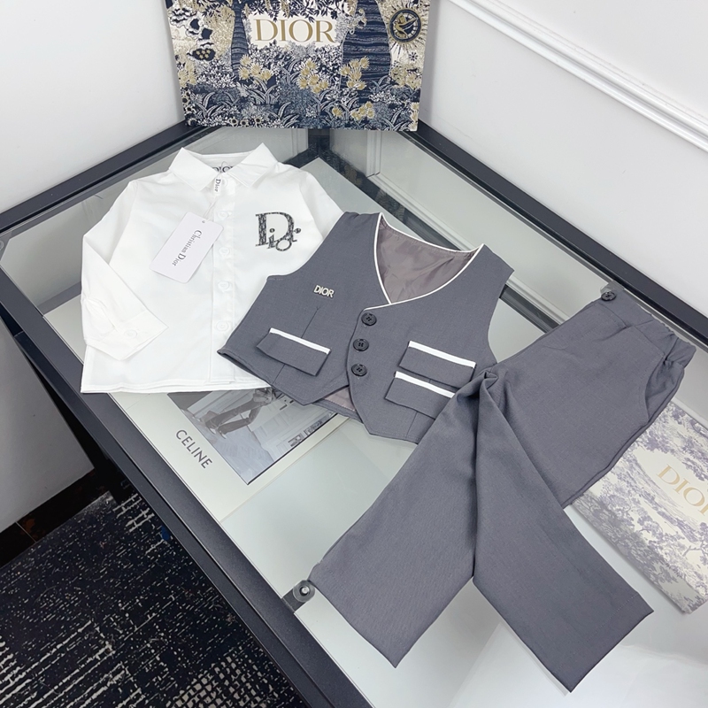 ハイブランドディオール子供服セット高級感