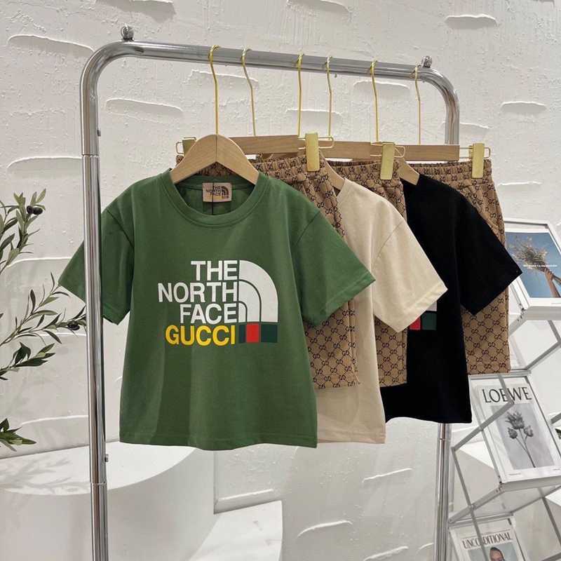 ハイブランドザノースフェイス グッチ 上下セット tシャツ ショーツ 2点  グッチ 上下セット tシャツ ショーツ 2点  