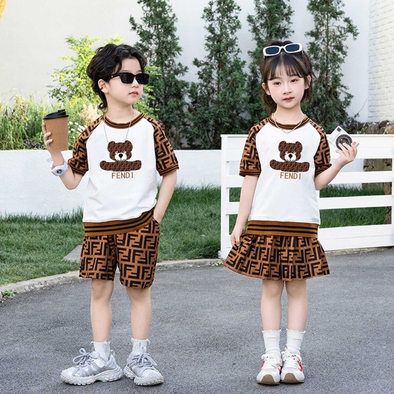 フェンディFENDI 子供服セットアップ
