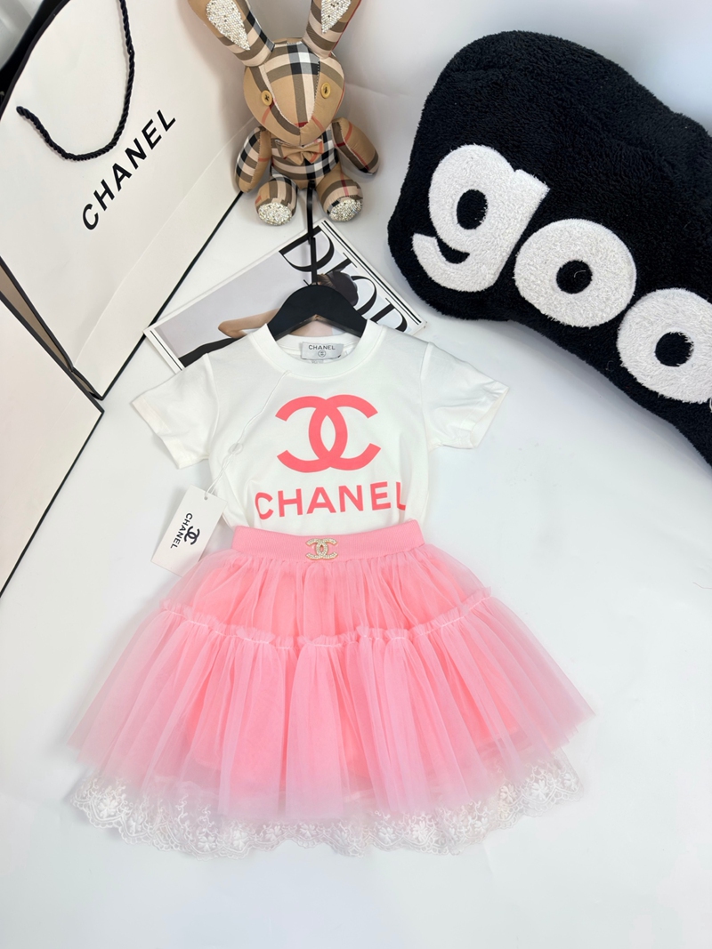 シャネルブランド子供洋服セットアップ