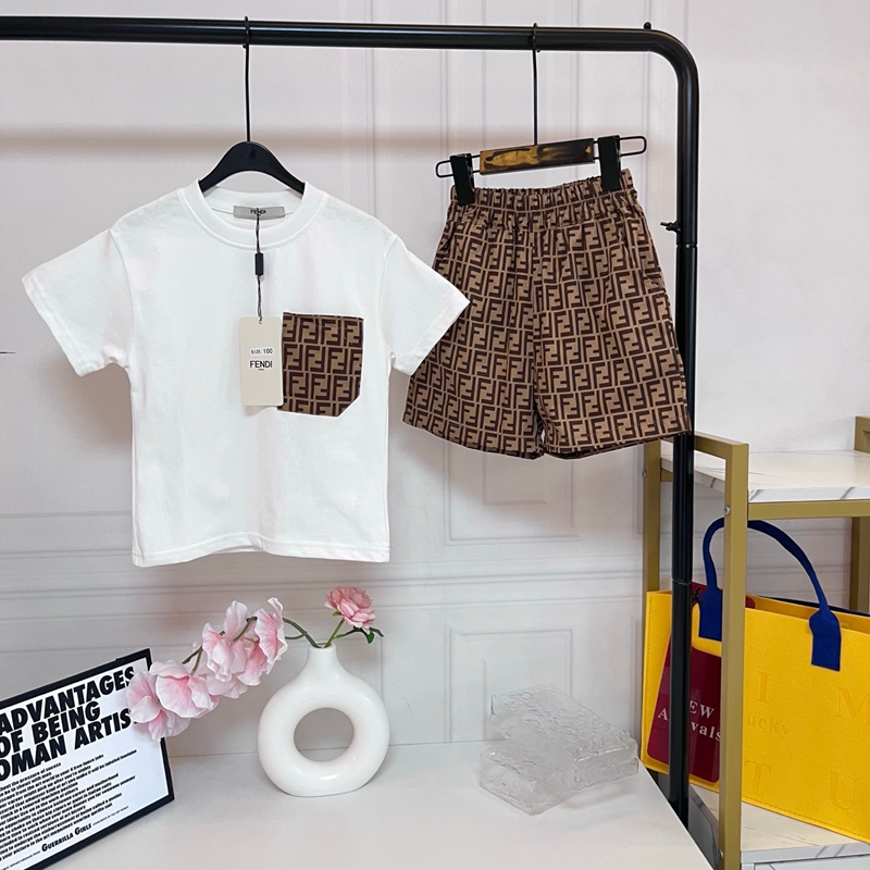 フェンディ fendi子供服セットキッズ